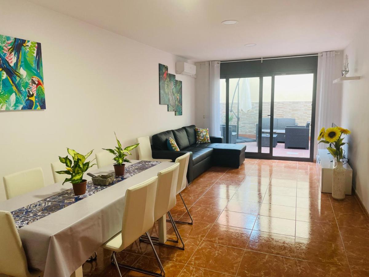 Beach Apartment Artigas Badalona Bagian luar foto